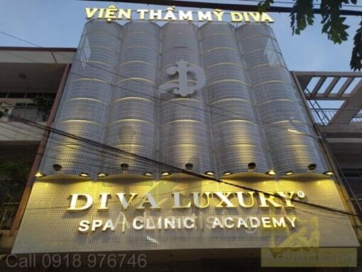 Mat dựng Luxury